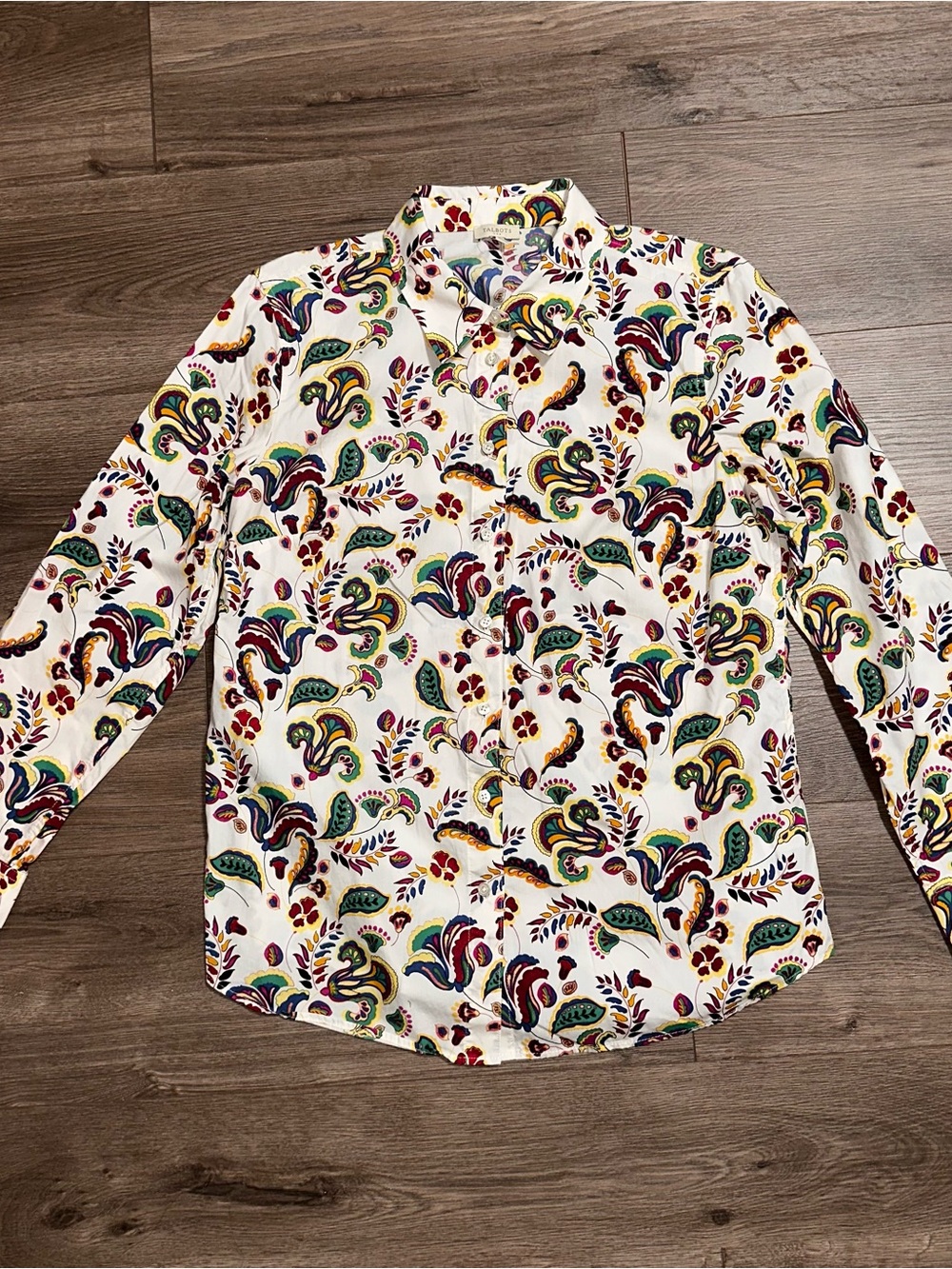 White Shirt Floral Paisley Button-Up Cotton Shirt Women’s Medium